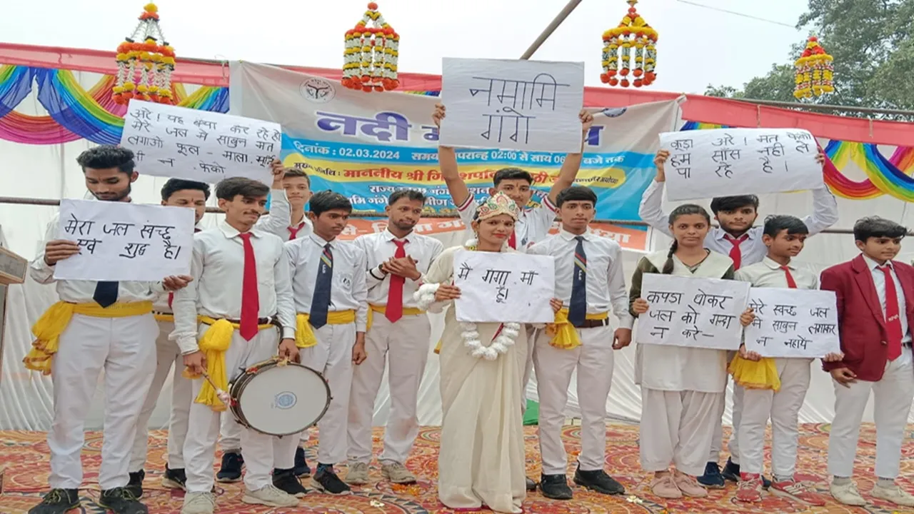अयोध्या: नदी महोत्सव में दिव्यांग बच्चों ने दिखाई प्रतिभा, वंदना और वाणी ने हाथों के सहारे किया नृत्य