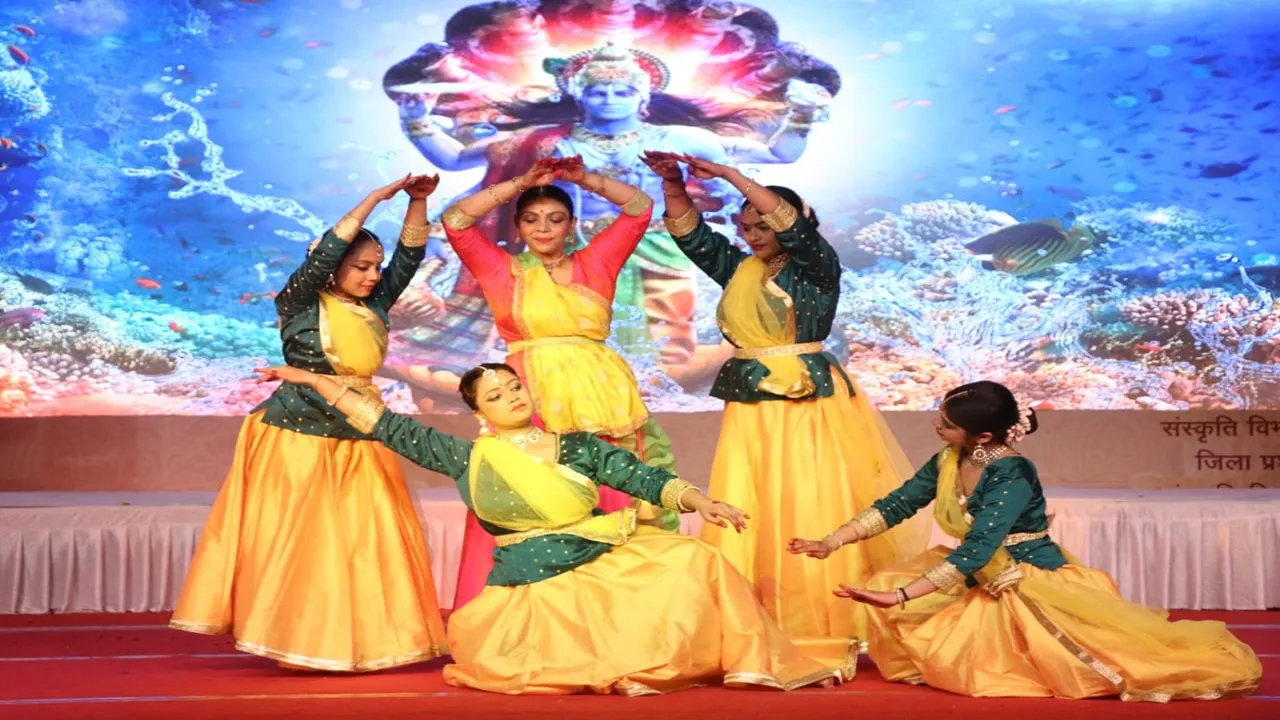 रामोत्सव में हुई राम की शक्ति पूजा.., रामकथा पार्क में दशावतार और रामायण के प्रसंगों ने दर्शकों को मोहा