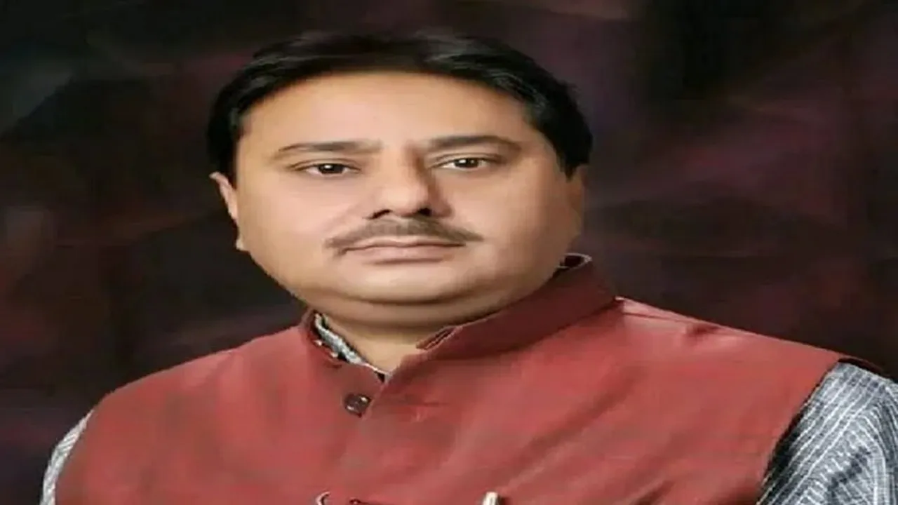 UP MLC चुनाव: सपा ने जारी की तीन उम्मीदवारों की लिस्ट, गुड्डू जमाली समेत इन्हें मिला टिकट