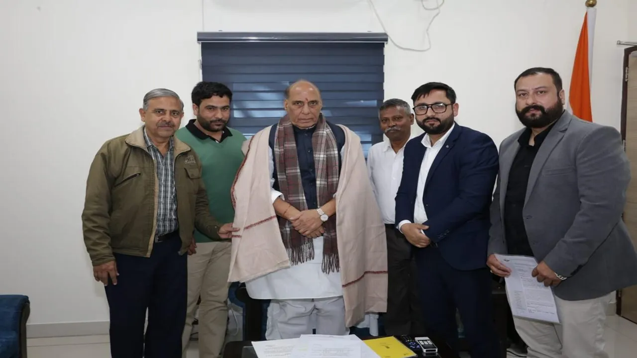 लखनऊ: पुरानी पेंशन बहाली पर राजनाथ सिंह बोले- कर्मचारियों के हित में होगा फैसला