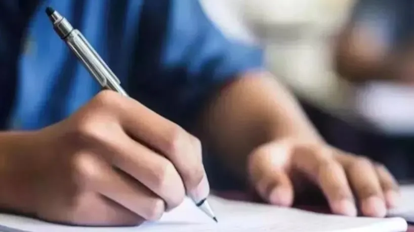 पीलीभीत: आउट ऑफ स्कूल बच्चों को मिली राहत, पाठ्य सामग्री के लिए मिलेंगे 535 रुपये