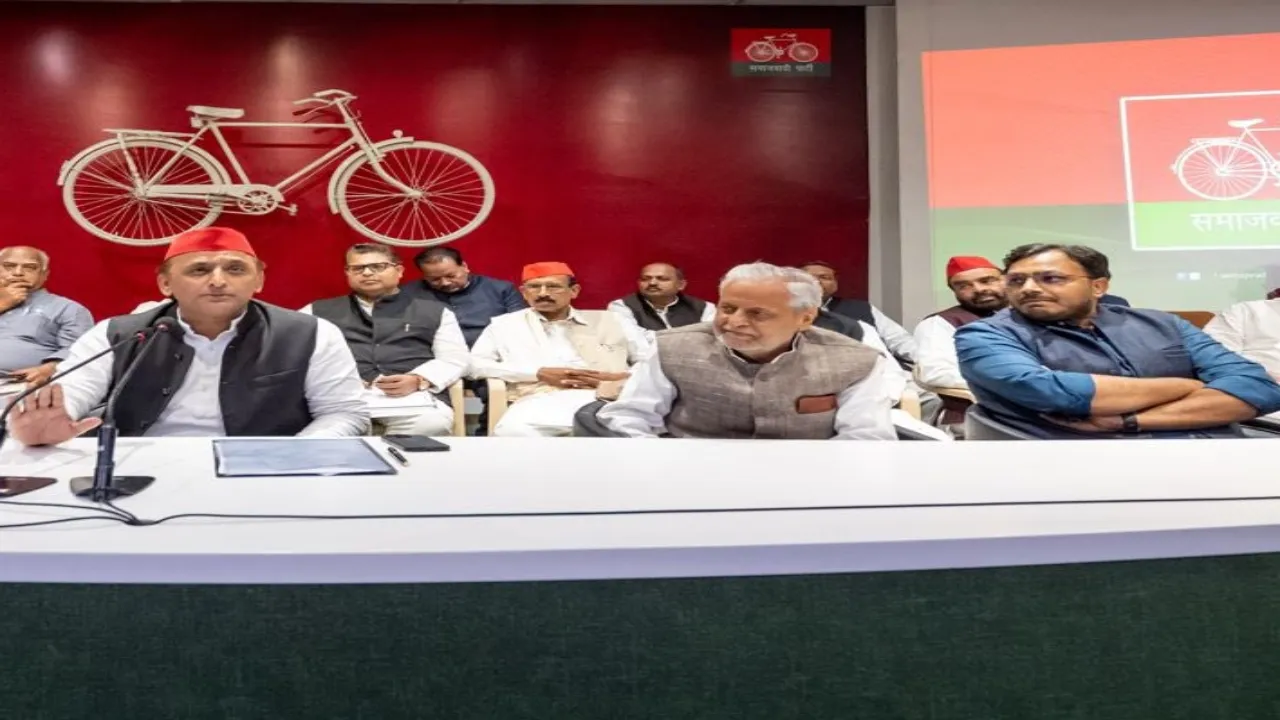 प्रयागराज में बोले अखिलेश यादव-जनता BJP को हराने की कर चुकी है तैयारी 