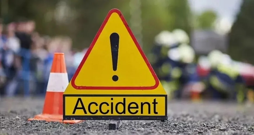 बदायूं: दो बाइकों की भिड़ंत में युवक की मौत, एक गंभीर रूप से घायल