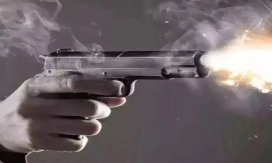 बरेली: युवक पर जानलेवा हमला, दबंगों ने पथराव के बाद की फायरिंग...21 लोगों पर FIR