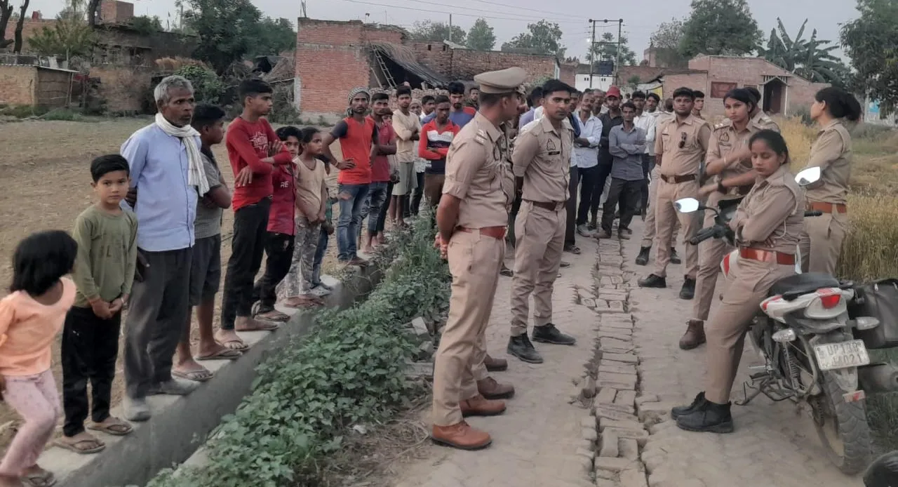 वाचर की मौत का मामला: परिजनों का अंतिम संस्कार से इंकार, छह लाख नगद और बेटे के लिए नौकरी की मांग