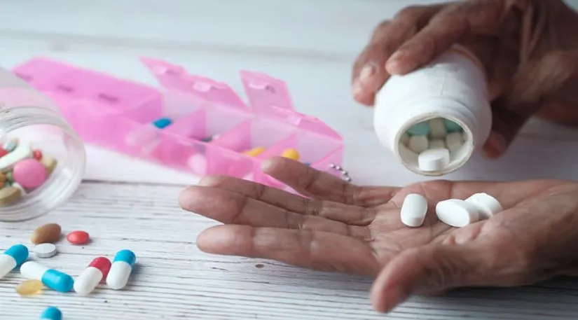 लखीमपुर-खीरी: सिस्टोन सिरप और लिव-52 दवा में मिली गड़बड़ी, बिक्री पर बैन