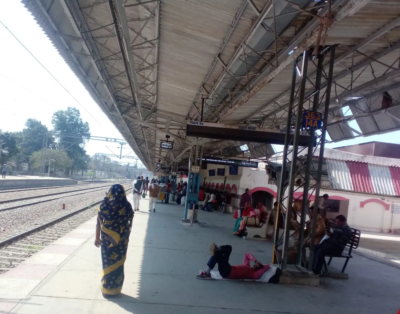 बदायूं: 10 रुपये में बरेली और 20 में पहुंचें कासगंज...रेलवे ने लोगों को दी सहूलियत, जानिए वजह