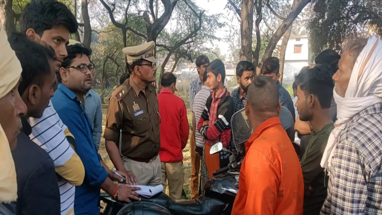 गोंडा: संदिग्ध हालत में मिला कपड़ा व्यवसायी का शव, जांच में जुटी पुलिस