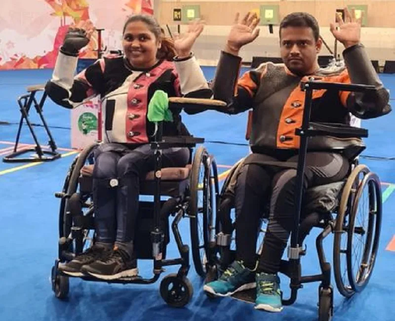 पैरा निशानेबाजी विश्व कप : मोना और आदित्य की जोड़ी ने मिश्रित टीम राइफल में जीता रजत पदक 
