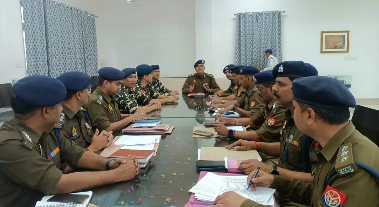 लखीमपुर खीरी: चुनाव को प्रभावित करने वाले संभावित अपराधियों के खिलाफ करें कठोर कार्रवाई- एडीजी 