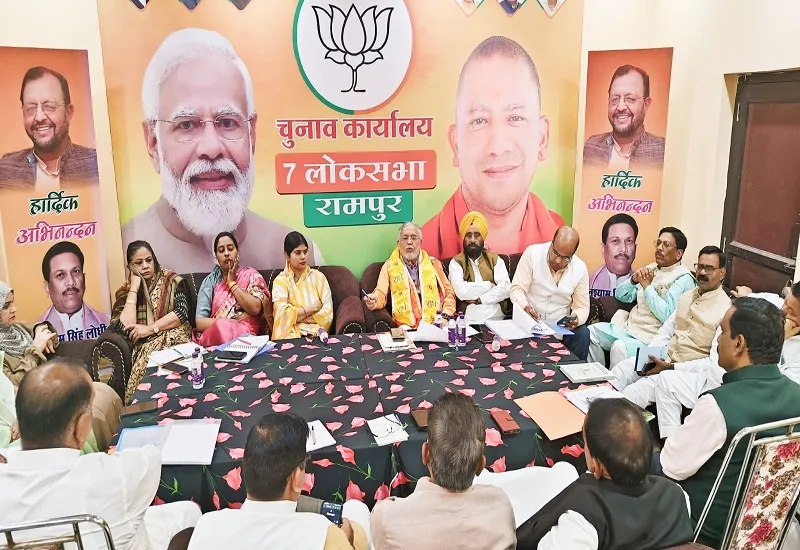 रामपुर : वित्त मंत्री सुरेश खन्ना बोले- पाकिस्तान में 14 प्रतिशत हिन्दू समुदाय घटकर दो प्रतिशत बचा