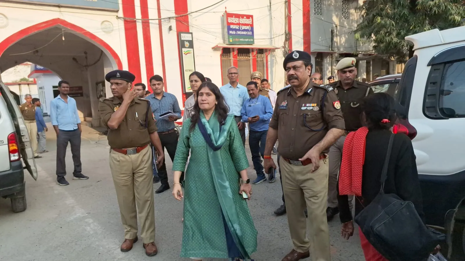 बरेली: 'महादेव' से नहीं बनी बात, अब अधिकारी ट्रैफिक जाम का ढूंढने निकले इलाज