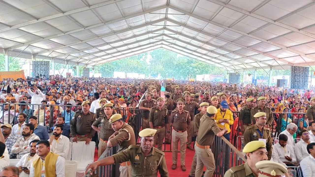 CM Yogi 1