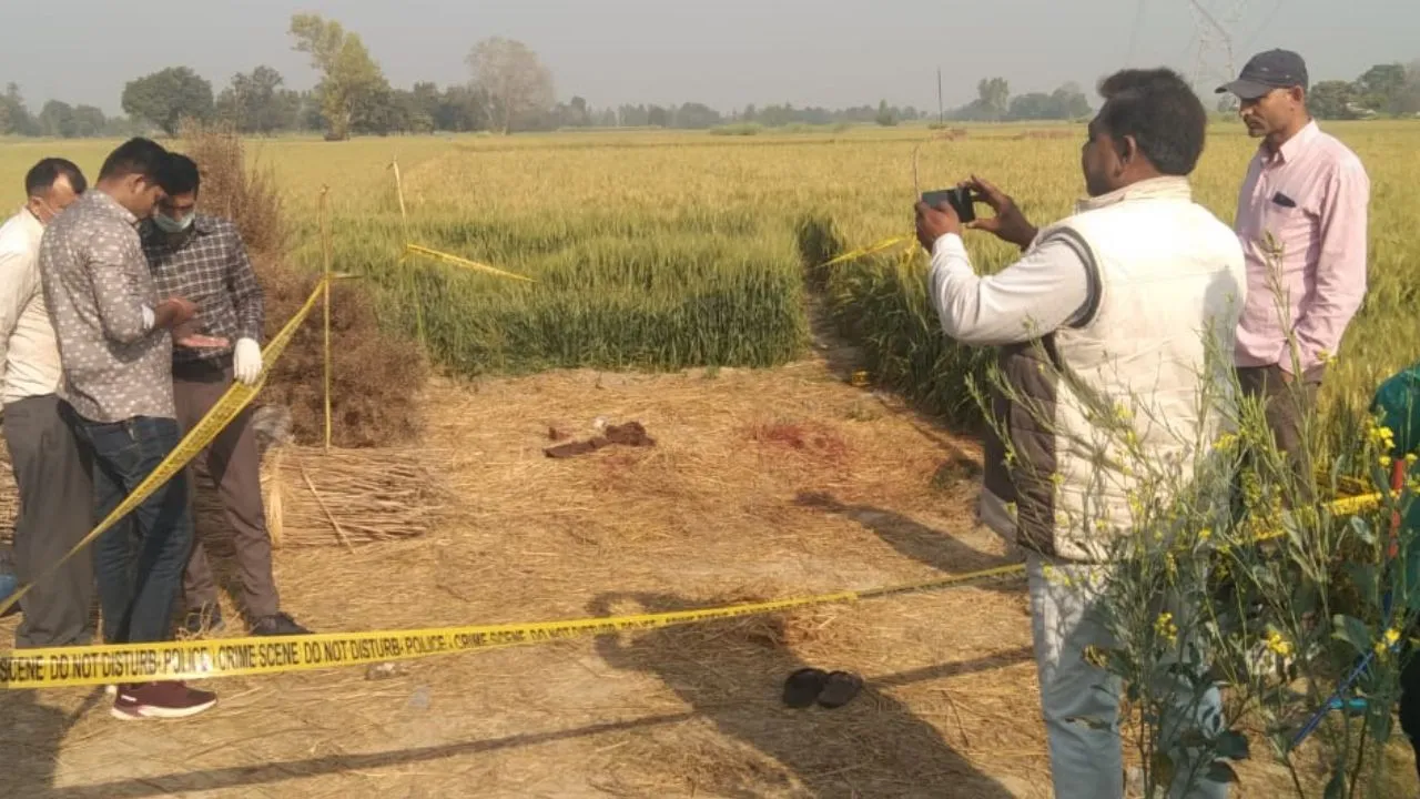 Fatehpur Murder: अधेड़ की सिर कूंचकर हत्या...रहसलीला देखने घर से निकला, आई मौत की खबर, घटनास्थल से ये सामान हुआ बरामद