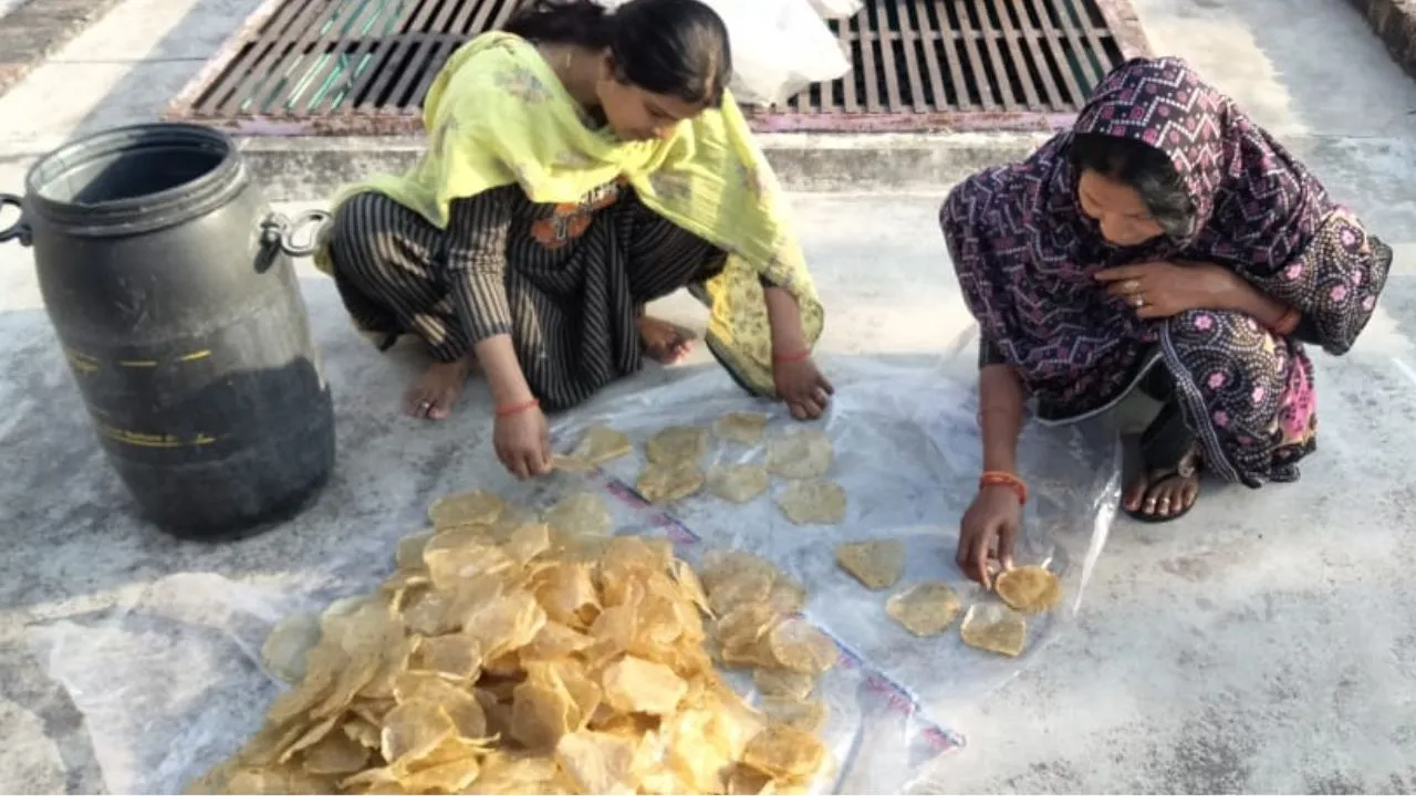 Holi 2024: उन्नाव में होली आने से पहले तैयारियां शुरू...मेहमान नवाजी के लिए परंपरागत चीजों को किया जा रहा तैयार 