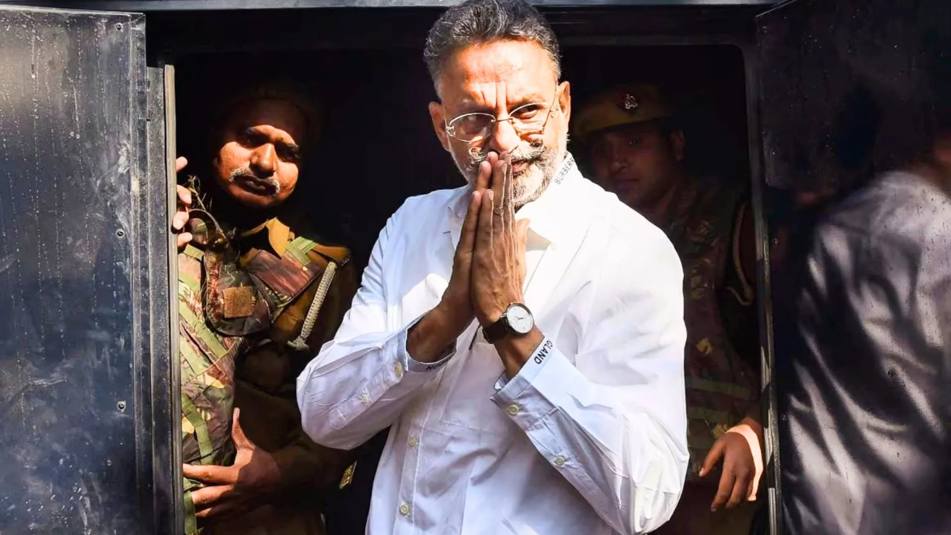 मुख्तार अंसारी: अपराध की दुनिया से राजनीति में रखा कदम, कई राजनीतिक दलों से रहा पांच बार विधायक 