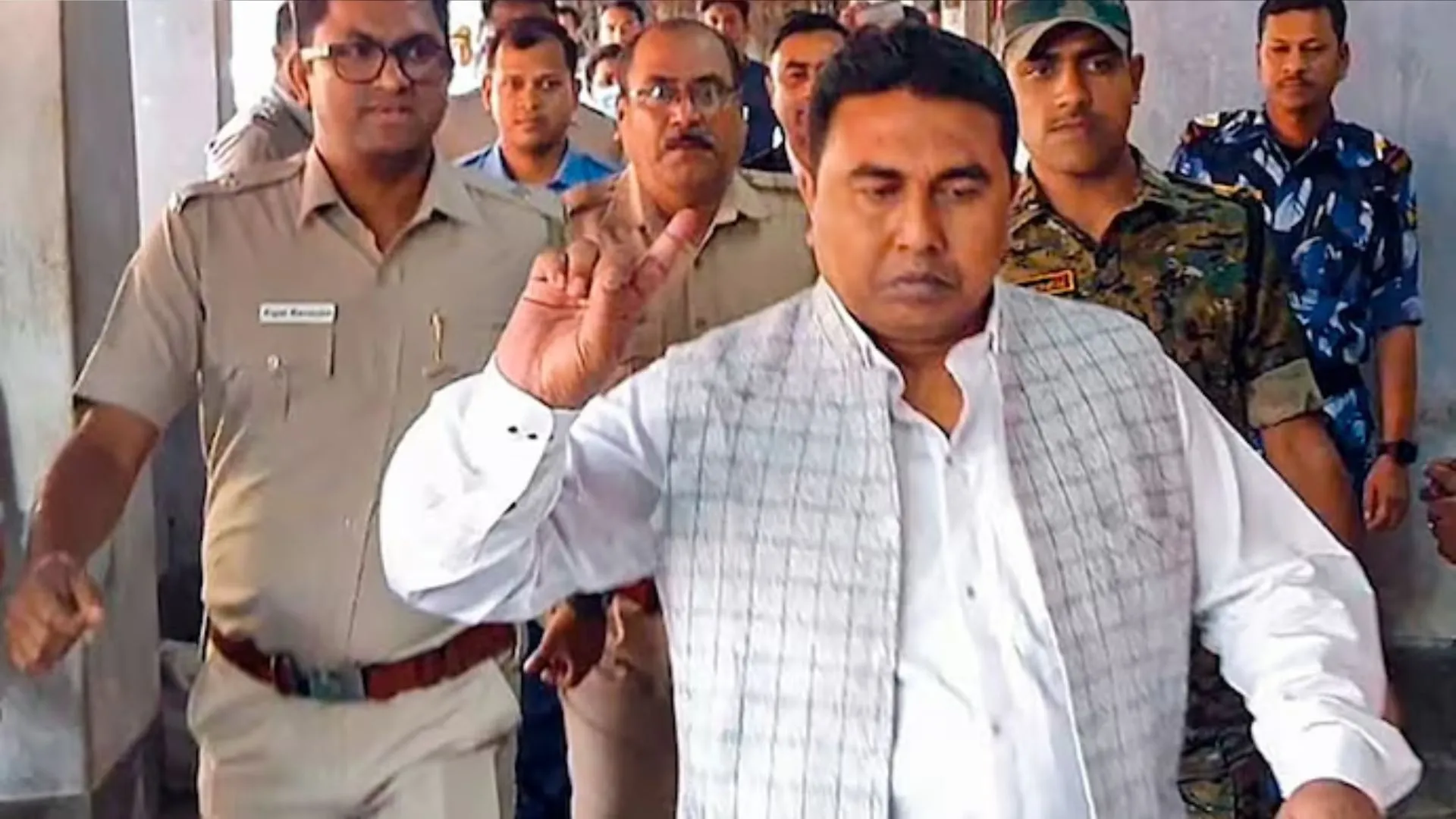 संदेशखाली मामला: सीबीआई ने शाहजहां शेख के तीन सहयोगियों को किया गिरफ्तार 