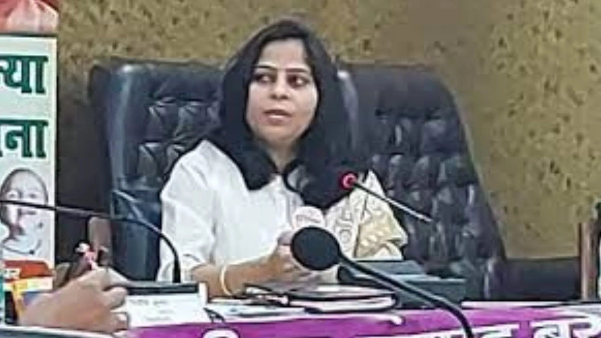 बरेली: महिला कल्याण विभाग की उपनिदेशक नीता अहिरवार बोलीं- प्रशासनिक सेवा में न आती तो अध्यापिका होती- 