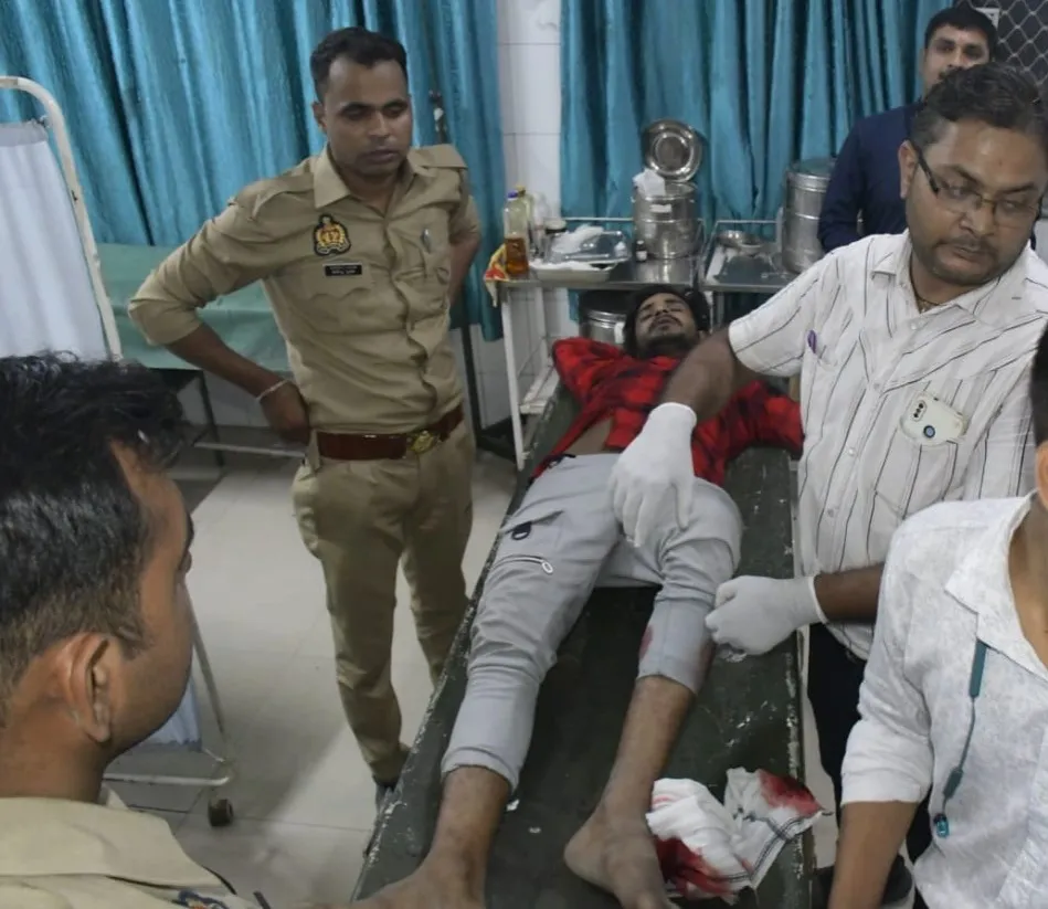 Kanpur: 25 हजार के इनामिया गांजा तस्कर से पुलिस की मुठभेड़...गिरफ्तार, पैर में लगी गोली