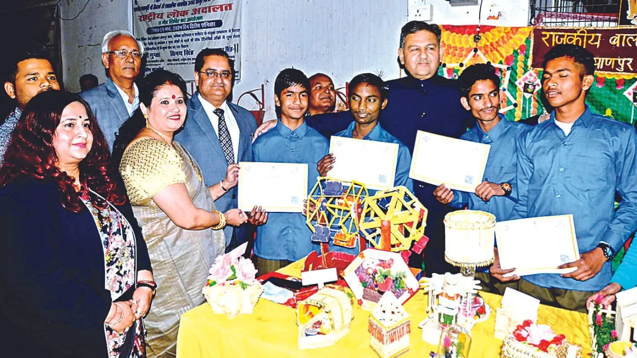 Kanpur News: लोक अदालत में 1.87 लाख वादों का निस्तारण...1.76 अरब वसूले