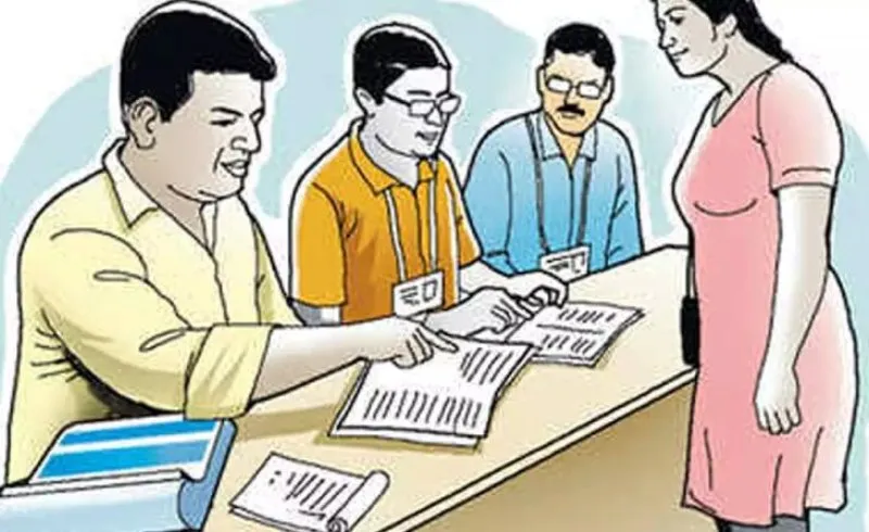 हल्द्वानी: लोकसभा चुनाव ड्यूटी से परहेज, किसी का पति बीमार हुआ तो किसी की पत्नी