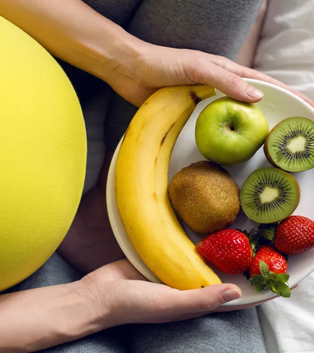 Pregnancy-Fruit-List-In-Hindi2-624x702