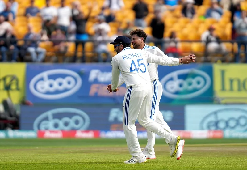 IND vs ENG 5th Test : धर्मशाला में कुलदीप यादव-रव‍िचंद्रन अश्व‍िन का कहर, इंग्लैंड को 218 पर समेट...भारत का स्कोर 135/1