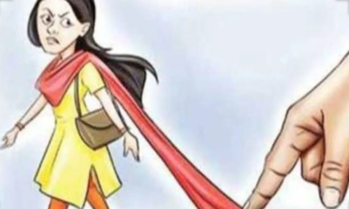 लखनऊ: महिला सिपाही से छेड़छाड़ के आरोपी इंस्पेक्टर का हुआ तबादला, जानिए अब कहां किए गए अटैच?