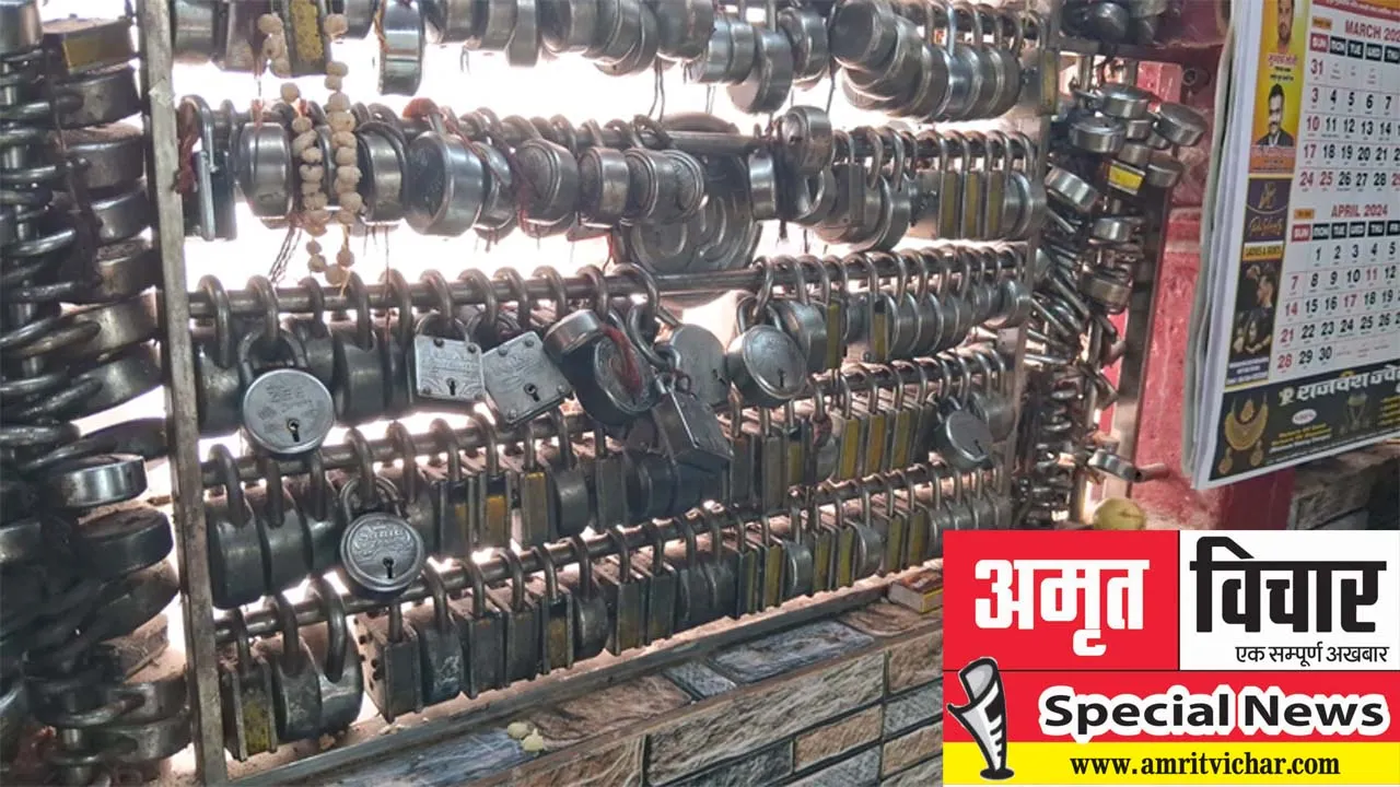 प्रयागराज: इस शिवमंदिर में ताला बंद करने से खुल जाती है 'किस्मत', महादेव होते हैं प्रसन्न, दूर-दूर तक है मान्यता!