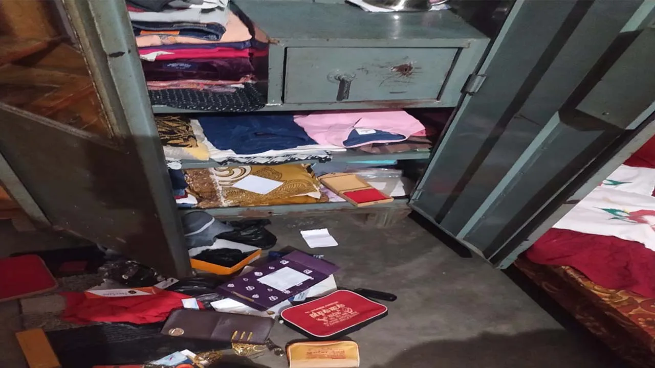 बहराइच: ग्राम प्रधान के घर हुई बड़ी चोरी की वारदात, 12 लाख का सामान उठा ले गए चोर, हड़कंप