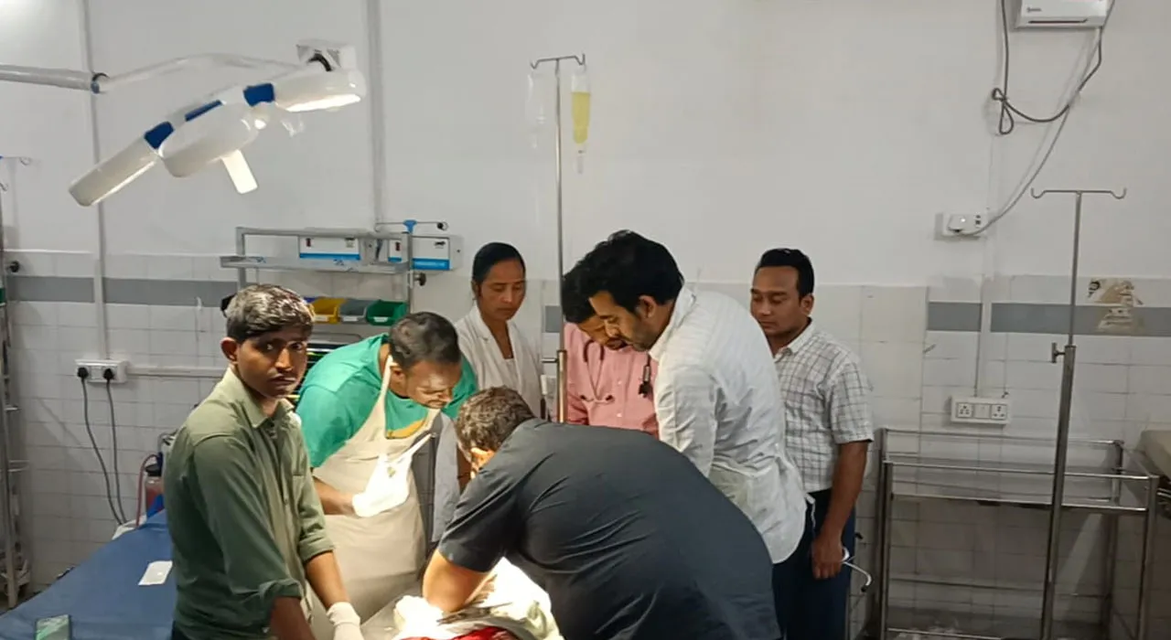 बहराइच: सौतेले पिता ने बेटी और पुत्र पर चाकू से किया हमला, बेटी की मौत, पुत्र गंभीर, VIDEO