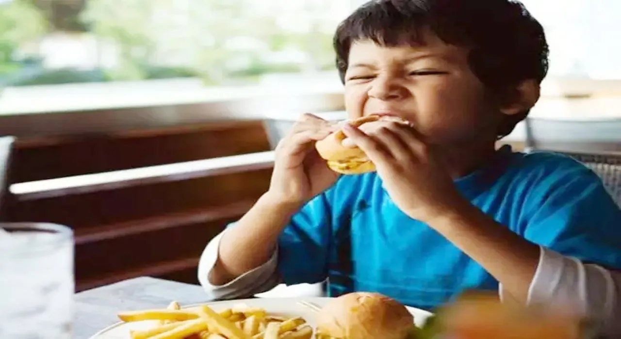 लखनऊ: बच्चे भी हो रहे फैटी लिवर के शिकार, जानिए क्या है कारण और कैसे कर सकते हैं बचाव?