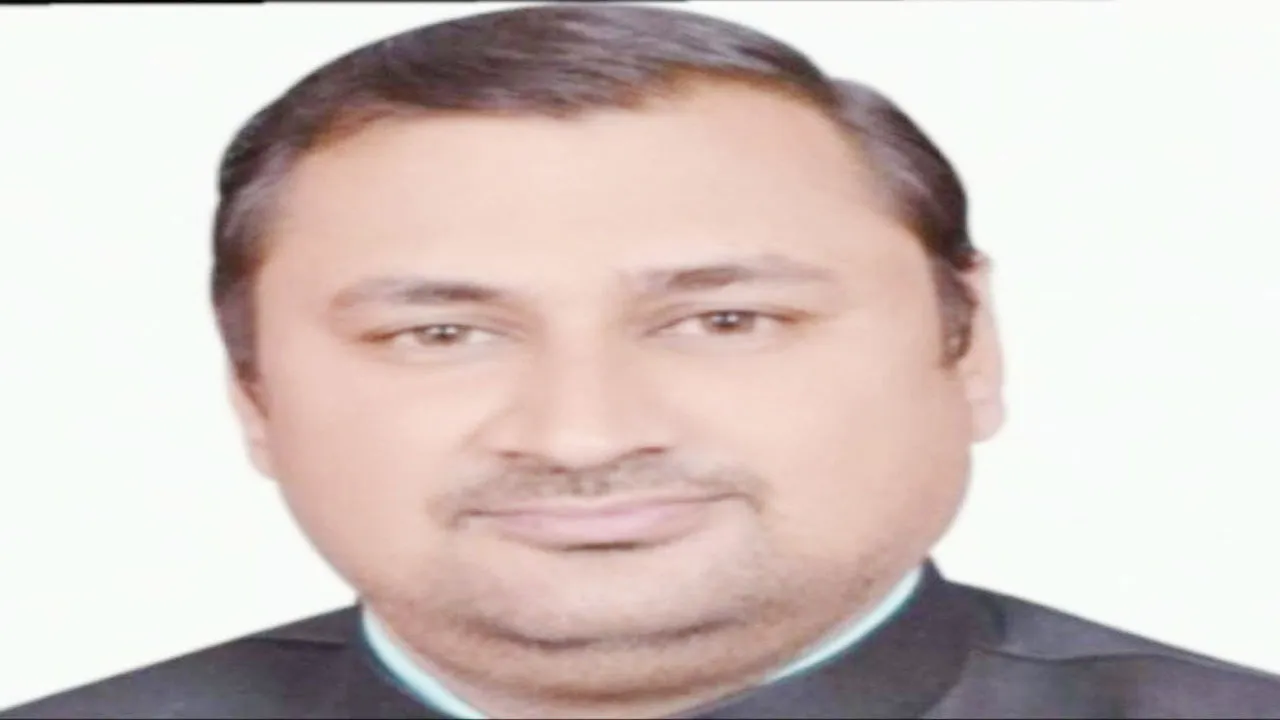 Lucknow breaking: लेनदेन को लेकर हुई कहासुनी के बाद व्यापारी ने खुद को मार ली गोली, परिवार में कोहराम