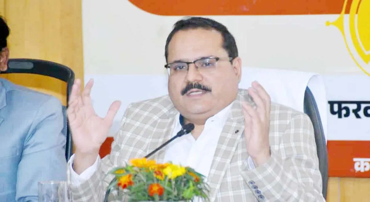 नवदीप रिणवा ने दी जानकारी, बताया इस बार सभी को घर पर दी जाएगी मतदाता सूचना पर्ची, मिलेगी यह 'गाइड'!