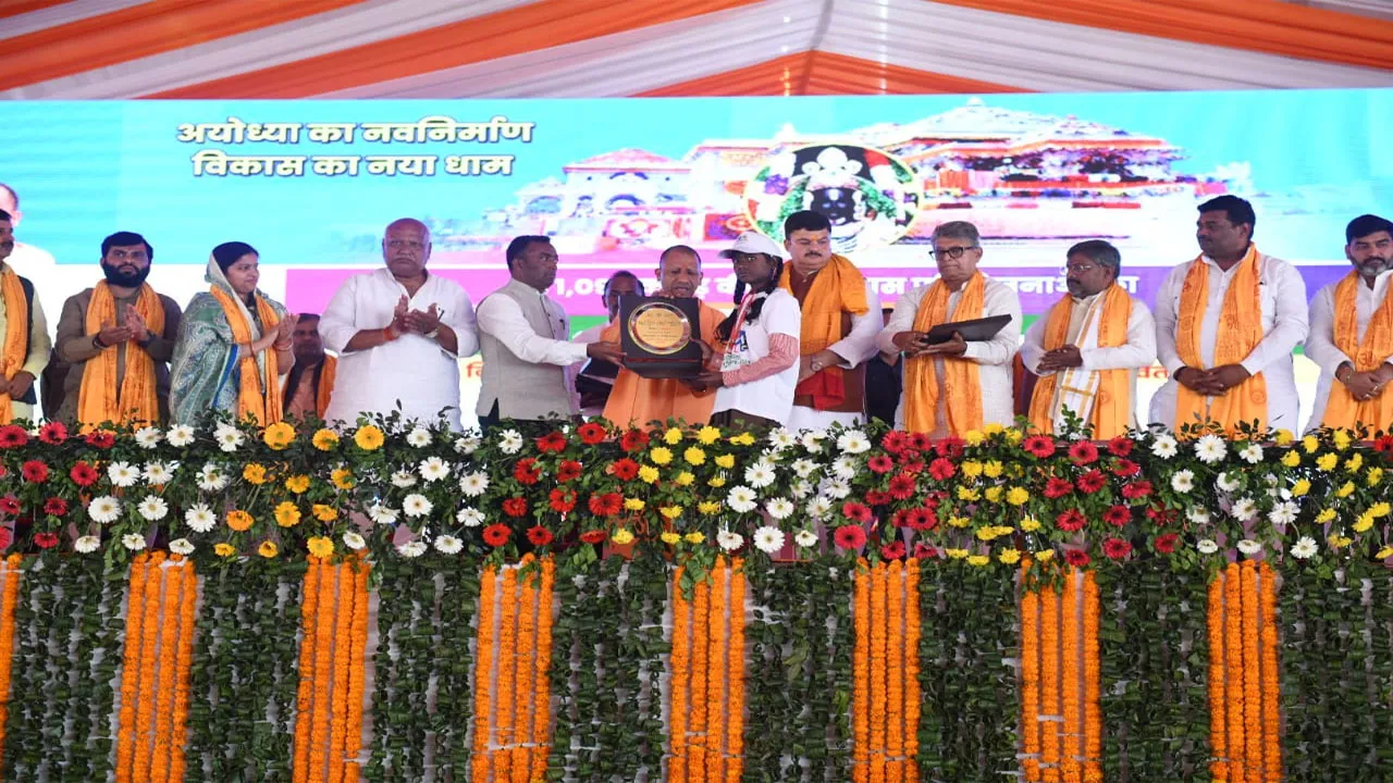 प्रदेश वासियों के लिए यूपी सरकार बनवाने जा रही फैमिली आईडी, विकसित यूपी के लिए विकसित अयोध्या जरूरी: सीएम योगी