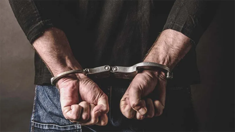 लखनऊ: वैन चालक ने छात्रा को बंधक बनाकर बनाया शादी का दबाव, गिरफ्तार, केस दर्ज 