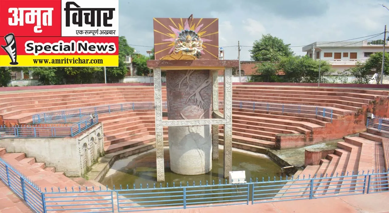 VIDEO: यूपी के हरदोई जिले से हुई थी होली की शुरुआत, भक्त प्रहलाद के जीवित रहने पर लोगों ने उड़ाया था रंग