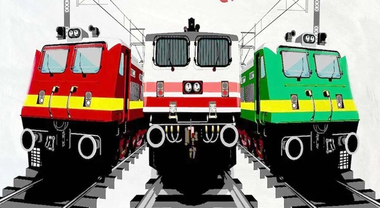 लखनऊ: ट्रेन पर कीचड़ या पत्थर फेंका तो खैर नहीं, रेलवे ने बनाया यह खास प्लान! दी चेतावनी 