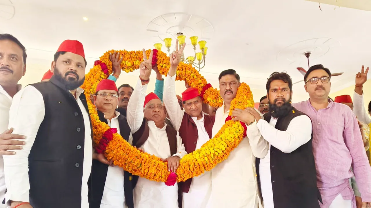 लोकशाही को राजशाही में बदल रही भाजपा: लालजी वर्मा 