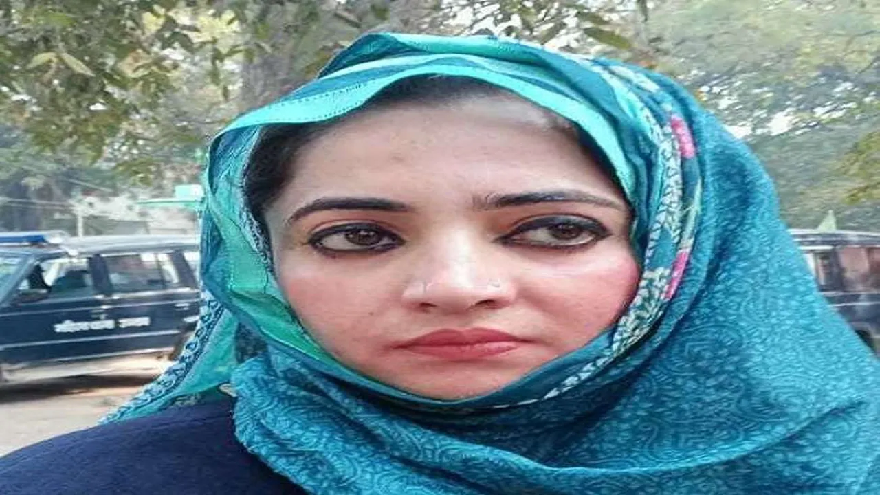 मुनव्वर राणा की दूसरी बेटी उरूसा राणा भी हाउस अरेस्ट, जानिए लखनऊ पुलिस को क्यों लेना पड़ा निर्णय?