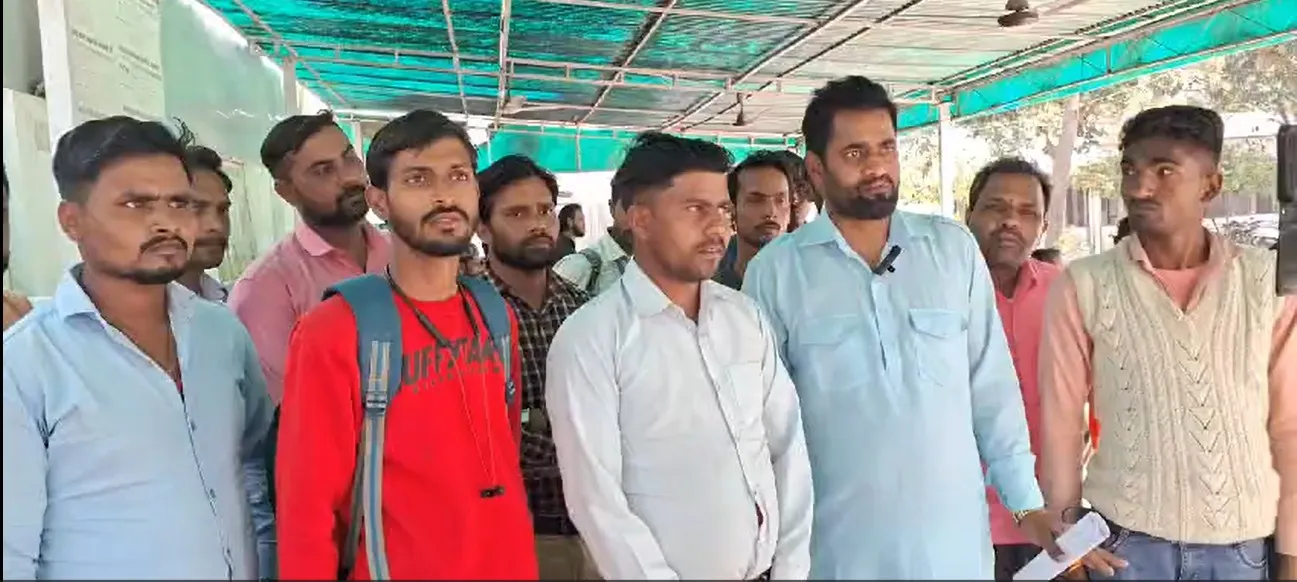 बरेली : केंद्रीय जल आयोग के कर्मचारियों ने SSP से की शिकायत, ठेकेदार पर शोषण का आरोप