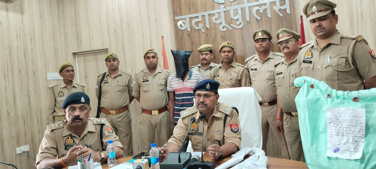 बदायूं: शस्त्र बनाने वाली अवैध फैक्ट्री का भंडाफोड़, आरोपी गिरफ्तार