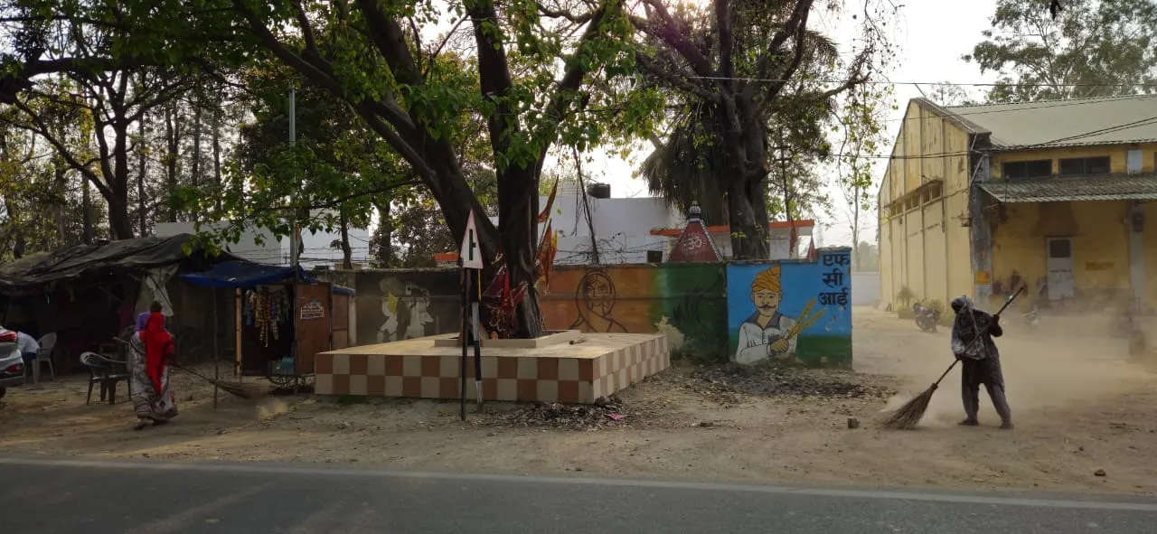 पीलीभीत: मुख्यमंत्री का दौरा लगा तो आई हाइवे की सूरत बदलने की याद, दिनभर चला विशेष अभियान