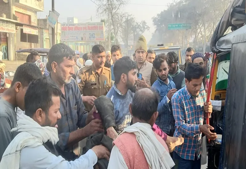 रामपुर : अनियंत्रित डंपर ने बाइक सवार दंपती को रौंदा, गर्भवती की मौत...पति गंभीर रूप से घायल