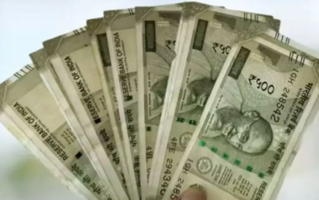 Bareilly News: पिछले वित्तीय वर्षों की अवशेष निधि भी सांसदों ने चुनावी साल में निपटाई