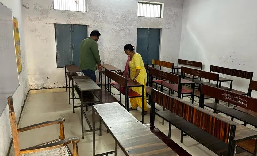 Bareilly News: आधी-अधूरी तैयारियों के साथ आज से बेसिक स्कूलों में परीक्षाएं
