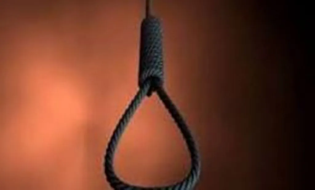 Agra: छेड़छाड़ पीड़िता ने फांसी लगाकर की आत्महत्या, सुसाइड नोट बरामद