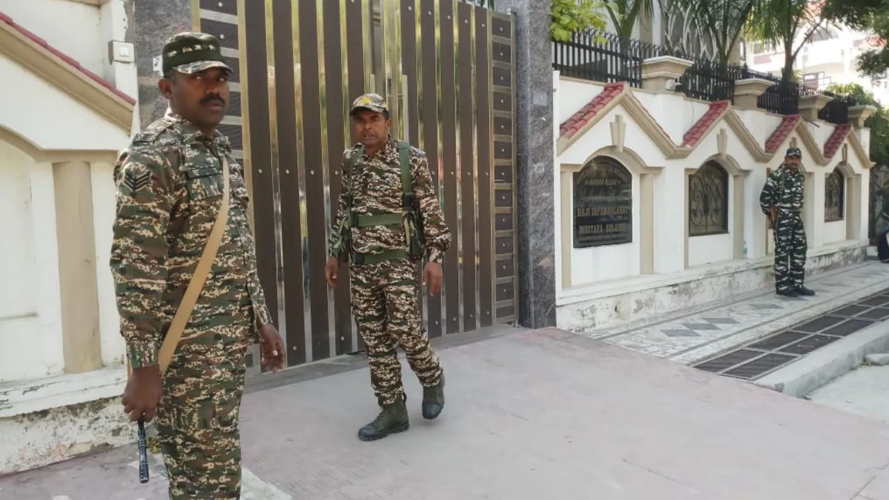 Kanpur: सपा विधायक इरफान सोलंकी व उनके करीबियों के घर पड़ा ईडी का छापा; सभी के मोबाइल हुए जब्त