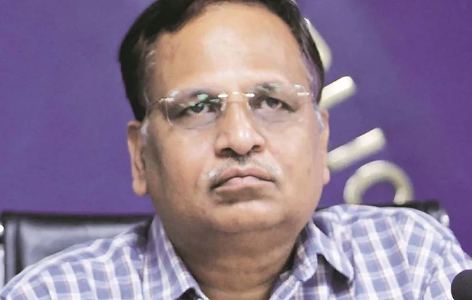 सुप्रीम कोर्ट ने सत्येंद्र जैन की नियमित जमानत याचिका की खारिज, फौरन सरेंडर कर जाना होगा जेल 