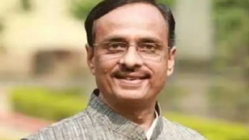 Kanpur: पूर्व उपमुख्यमंत्री डॉ. दिनेश शर्मा बोले- 'दुनिया में काम करने के तरीके में हुआ बदलाव...नई शिक्षा नीति युवाओं को देगी नई दिशा' 